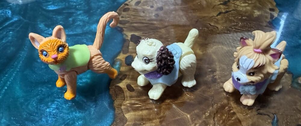 Lot of 3 Polly Pocket Pets Cat Dogs Mixed Lot